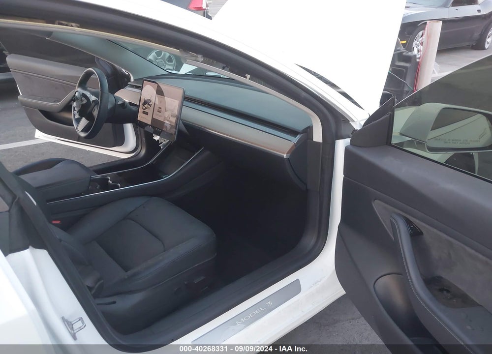 2018 TESLA MODEL 3 LONG RANGE/PERFORMANCE VIN: 5YJ3E1EB7JF072718