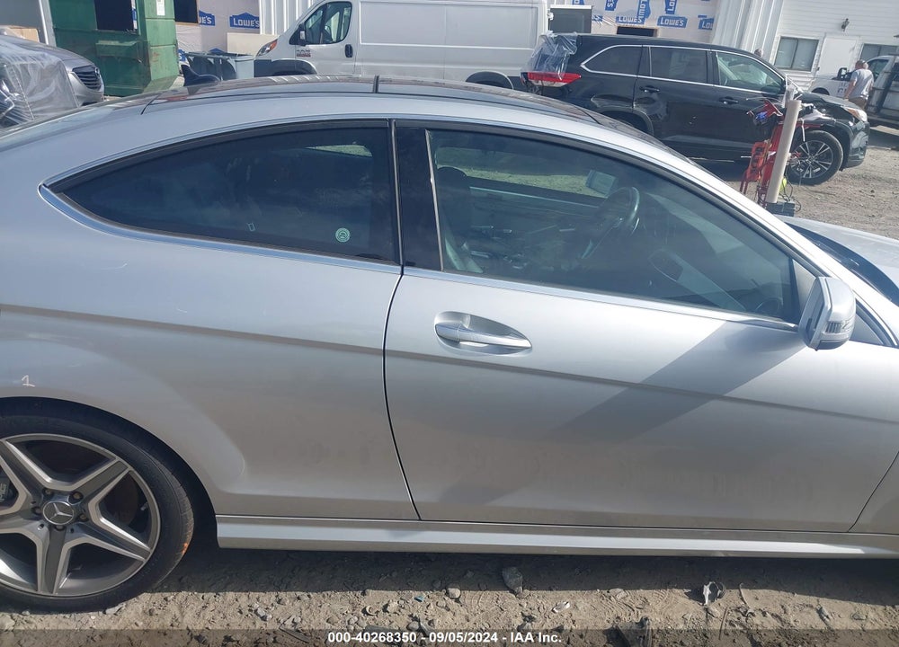 2012 MERCEDES-BENZ C 63 AMG VIN: WDDGJ7HBOCF833377