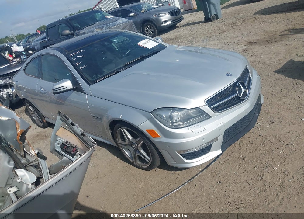 2012 MERCEDES-BENZ C 63 AMG VIN: WDDGJ7HBOCF833377
