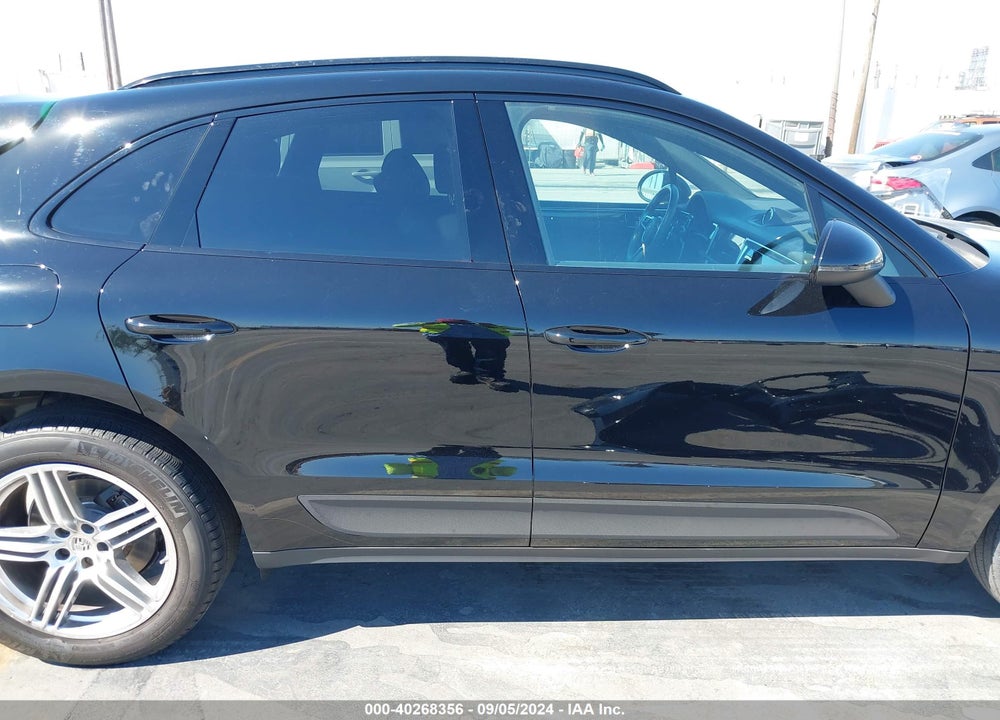 2021 PORSCHE MACAN VIN: WP1AA2A52MLB12857