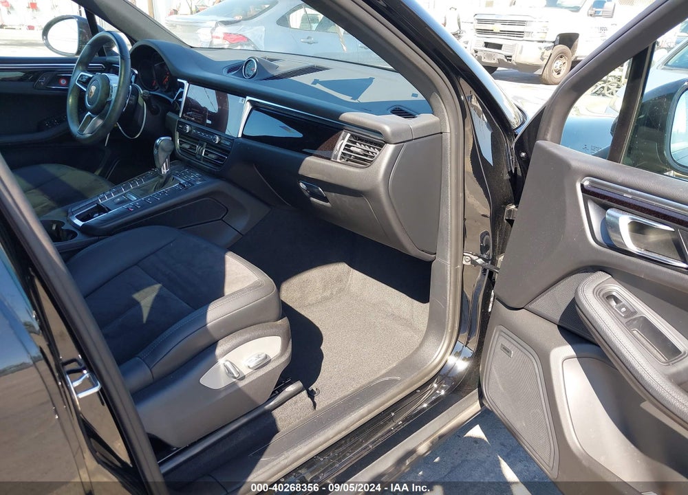 2021 PORSCHE MACAN VIN: WP1AA2A52MLB12857