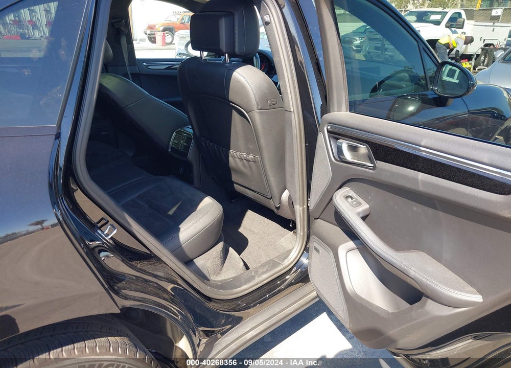 2021 PORSCHE MACAN VIN: WP1AA2A52MLB12857