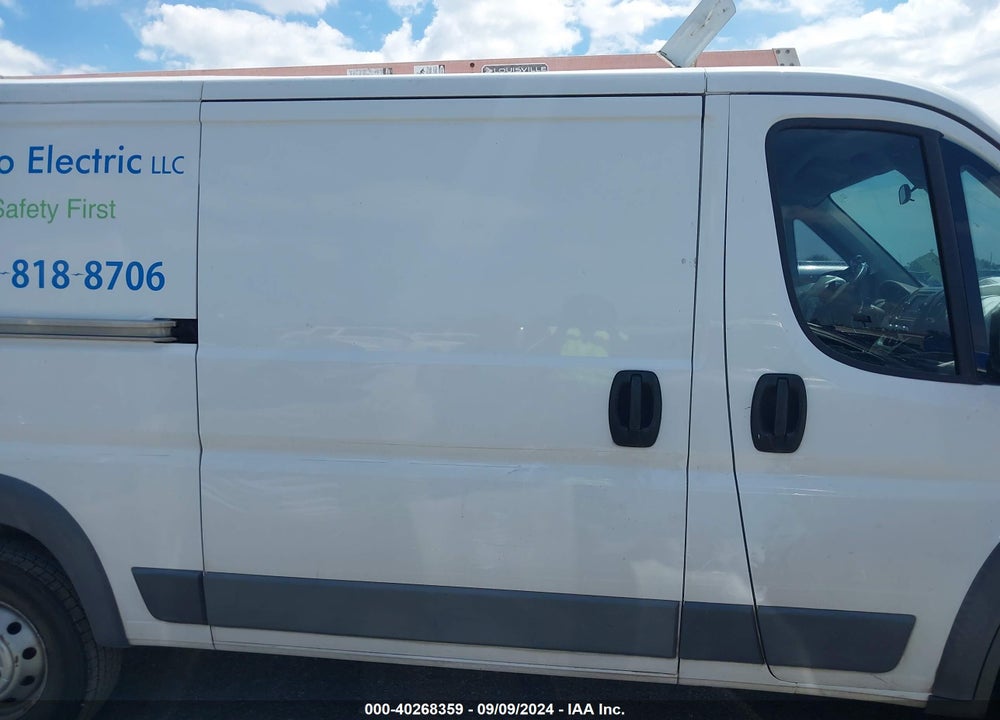 2017 RAM PROMASTER 1500 LOW ROOF 136 WB VIN: 3C6TRVAG4HE532373