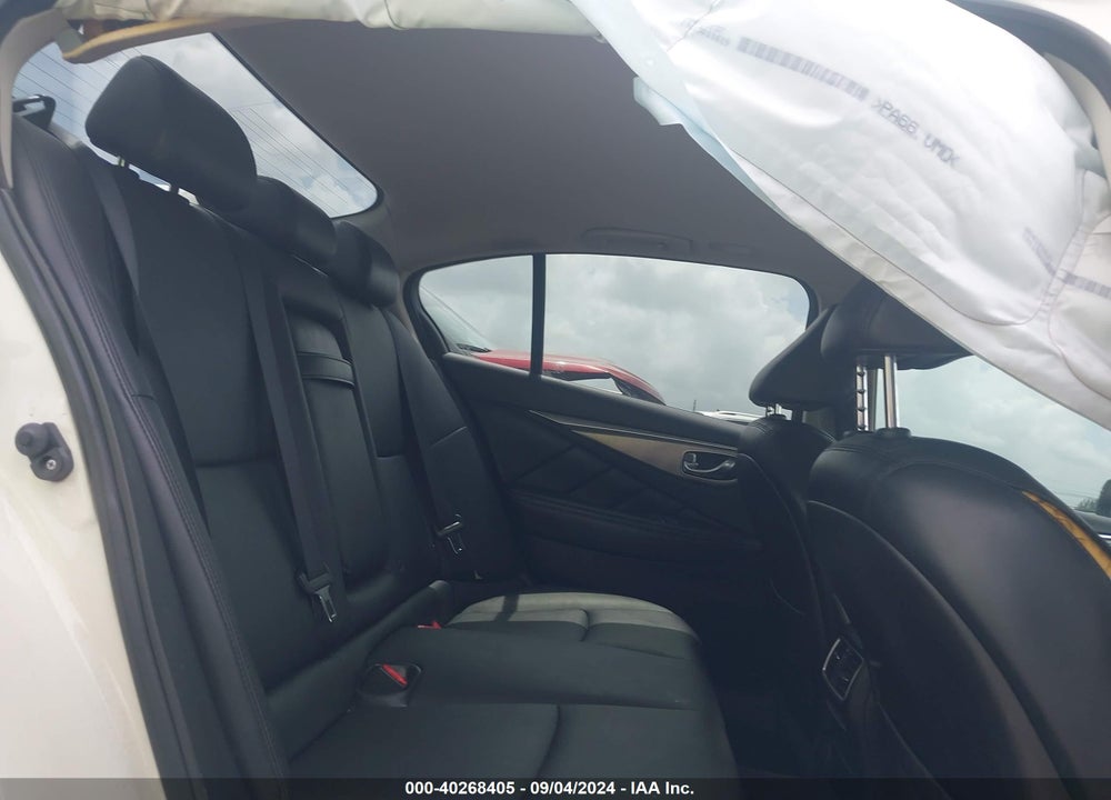 2015 INFINITI Q50 VIN: JN1BV7AR8FM409111