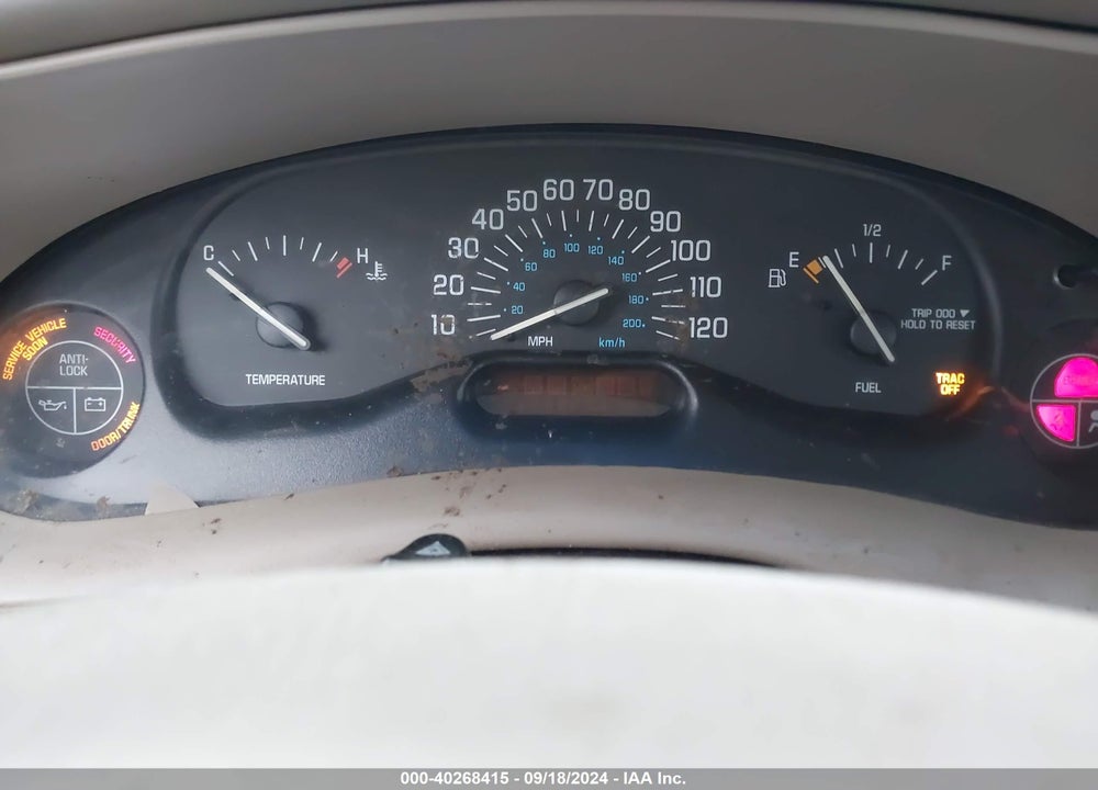 2001 BUICK CENTURY CUSTOM VIN: 2G4WS52J311172113