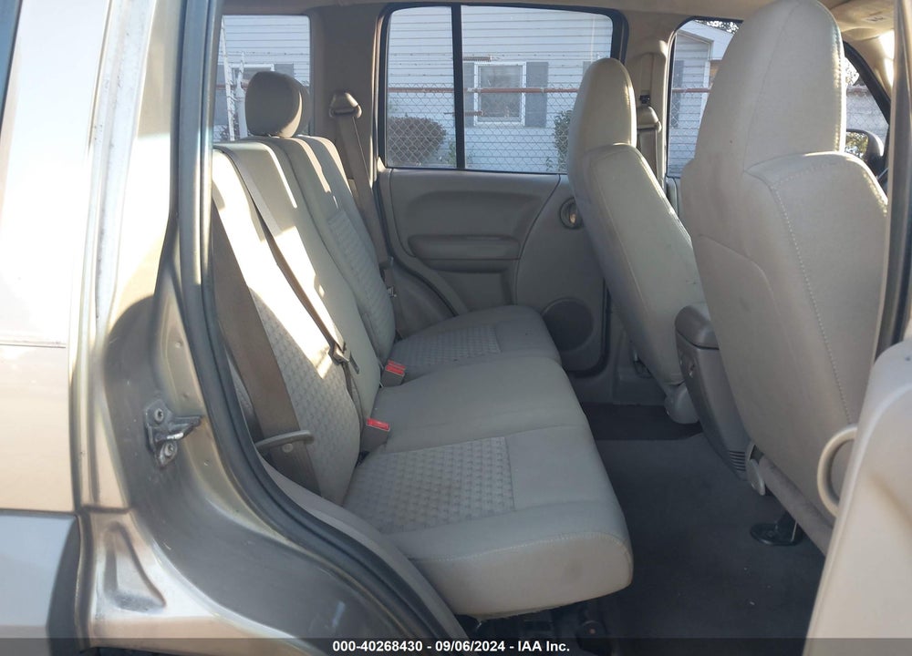 2007 JEEP LIBERTY SPORT VIN: 1J4GL48K07W697321