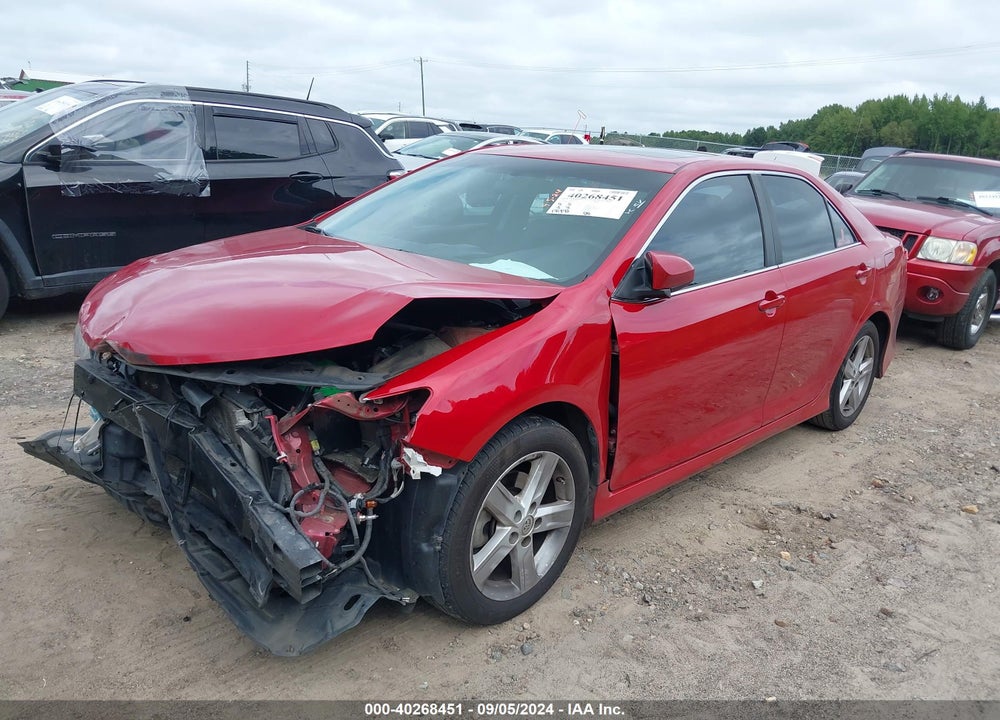 2014 TOYOTA CAMRY SE VIN: 4T1BF1FK1EU732395