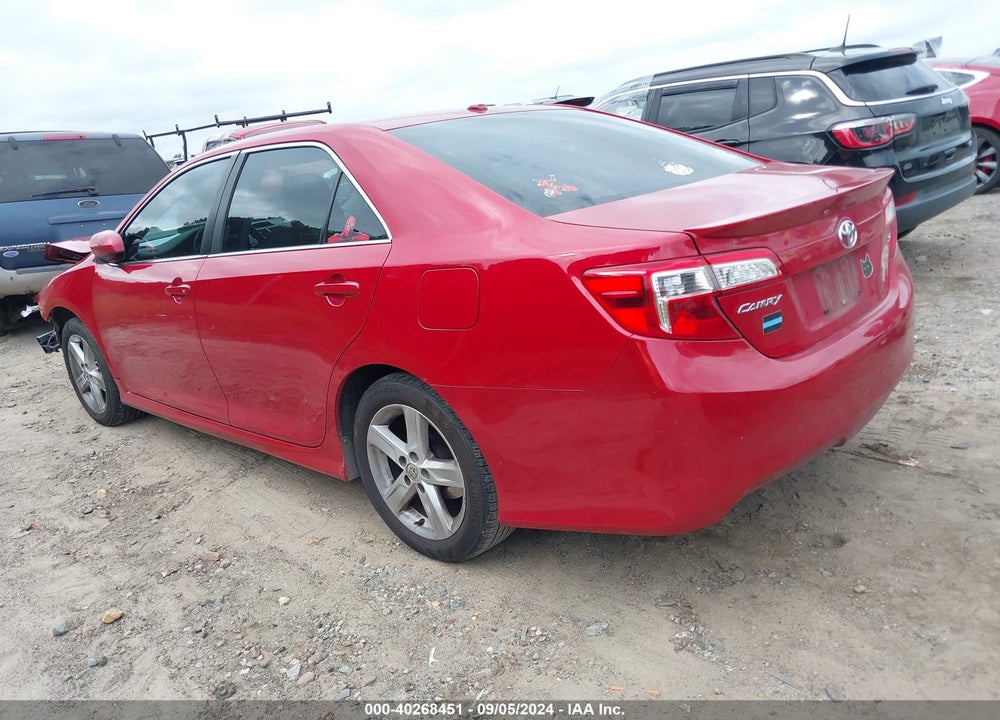 2014 TOYOTA CAMRY SE VIN: 4T1BF1FK1EU732395