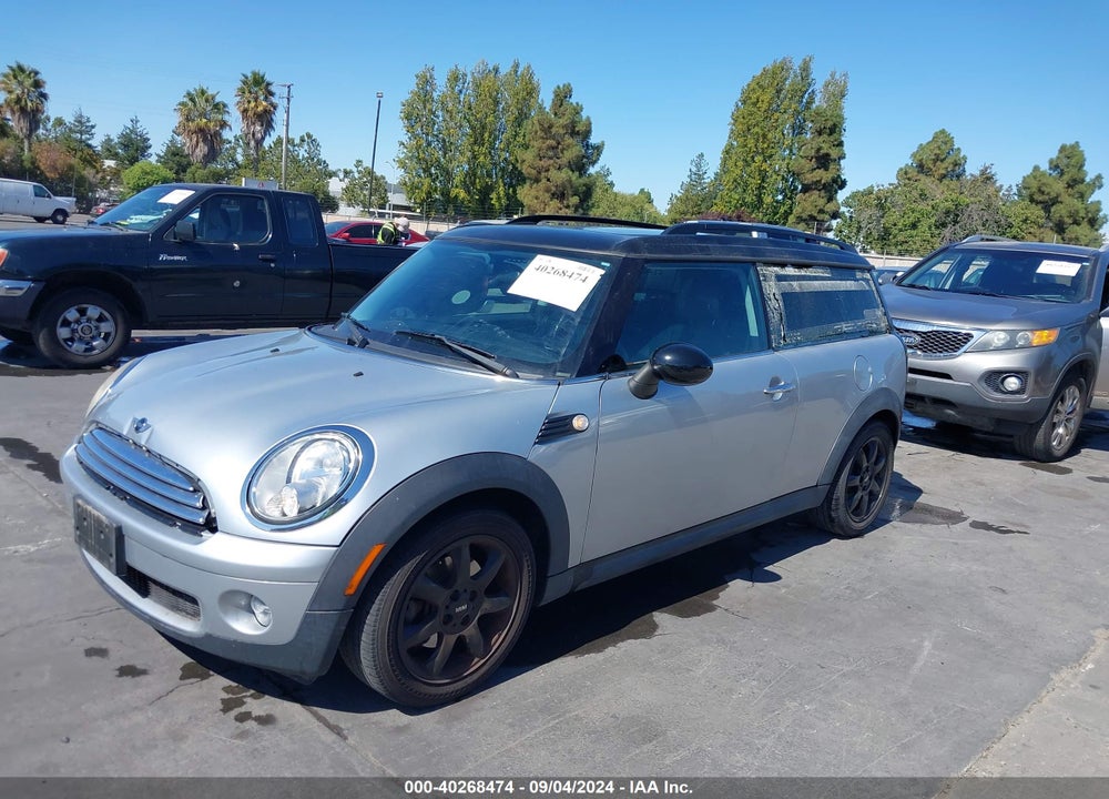 2010 MINI COOPER CLUBMAN VIN: WMWML3C58ATX38224