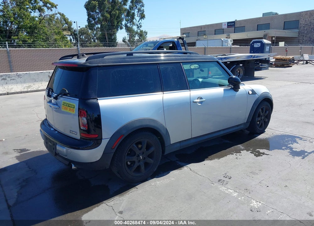 2010 MINI COOPER CLUBMAN VIN: WMWML3C58ATX38224