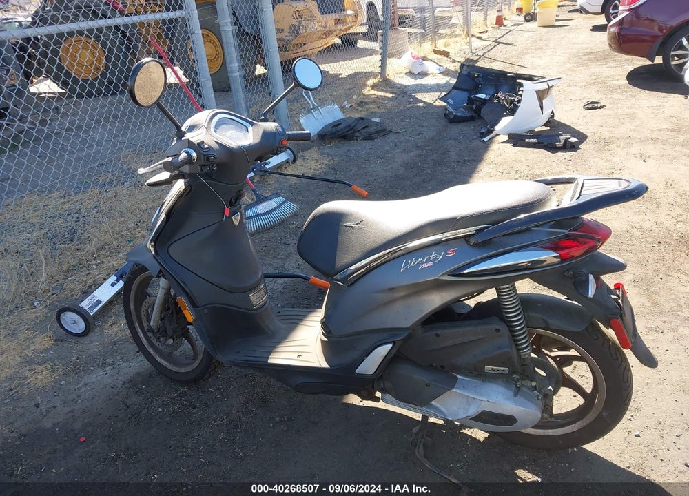 2018 PIAGGIO LIBERTY VIN: ZAPM898GXJ700053