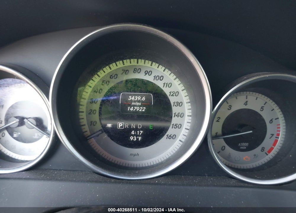 2013 MERCEDES-BENZ C 250 LUXURY/SPORT VIN: WDDGF4HB5DG085043