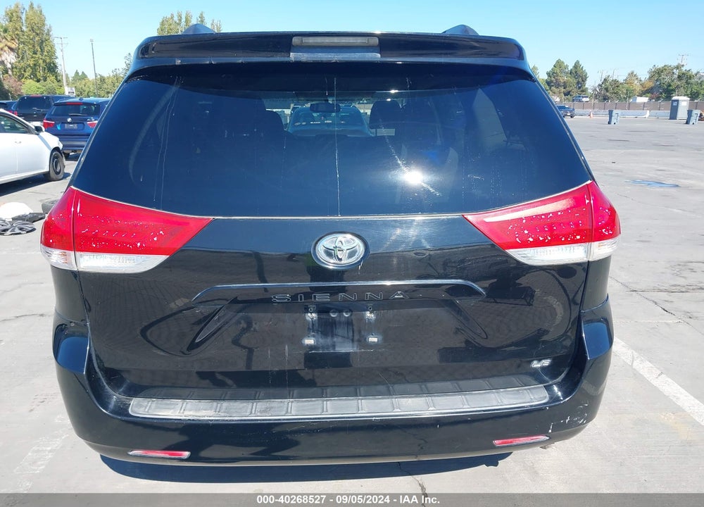 2011 TOYOTA SIENNA LE V6 VIN: 5TDKK3DCXBS141778