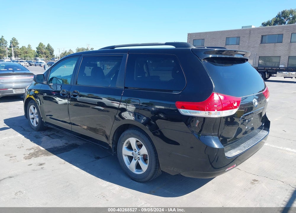 2011 TOYOTA SIENNA LE V6 VIN: 5TDKK3DCXBS141778
