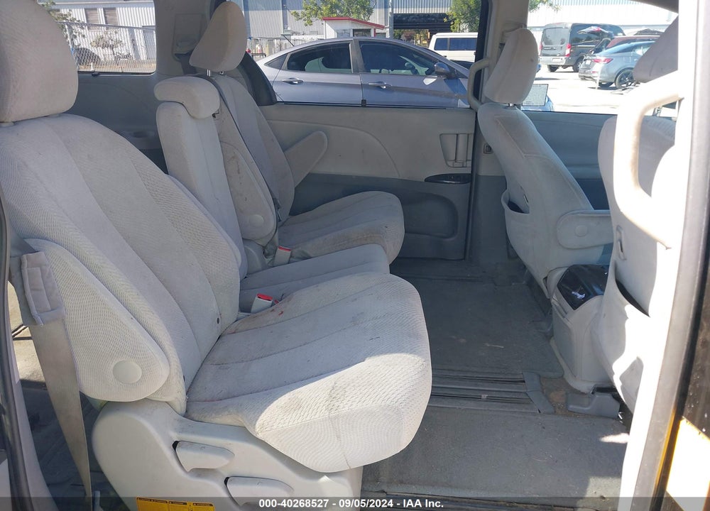 2011 TOYOTA SIENNA LE V6 VIN: 5TDKK3DCXBS141778