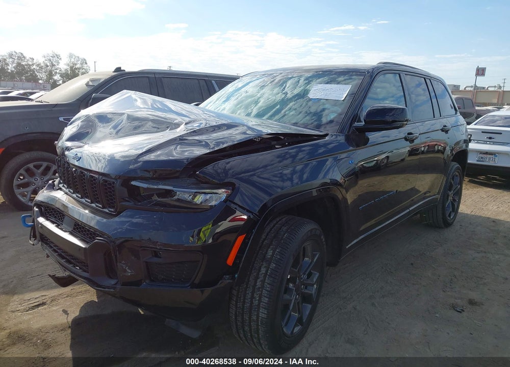 2023 JEEP GRAND CHEROKEE 4XE 30TH ANNIVERSARY VIN: 1C4RJYB66P8908811