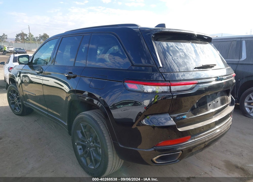 2023 JEEP GRAND CHEROKEE 4XE 30TH ANNIVERSARY VIN: 1C4RJYB66P8908811