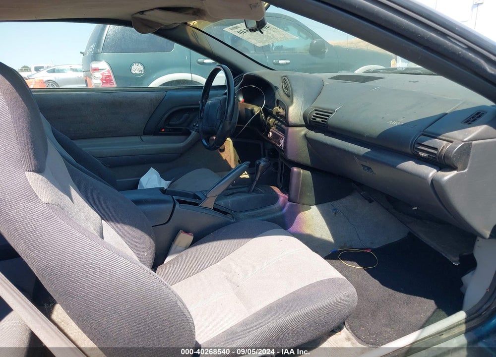1994 CHEVROLET CAMARO Z28 VIN: 2G1FP22P7R2158075