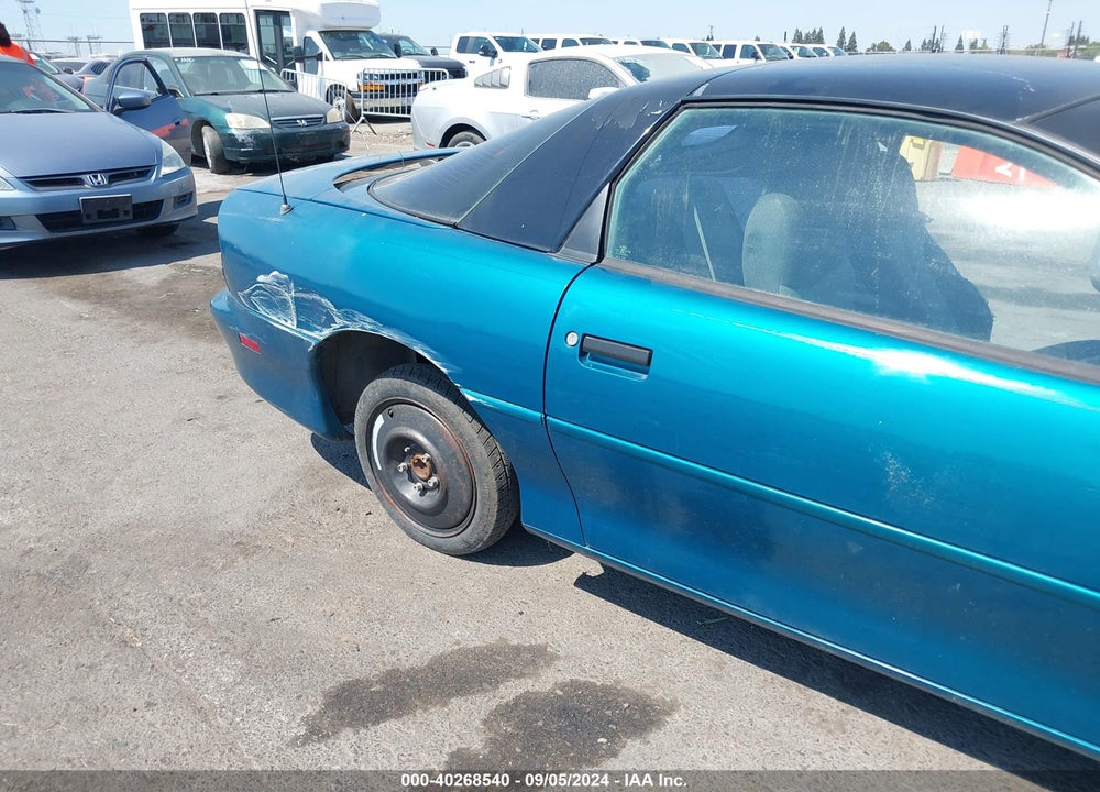 1994 CHEVROLET CAMARO Z28 VIN: 2G1FP22P7R2158075