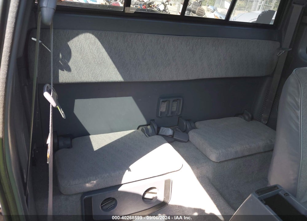 1999 TOYOTA TACOMA VIN: 4TAWN72N5XZ440892