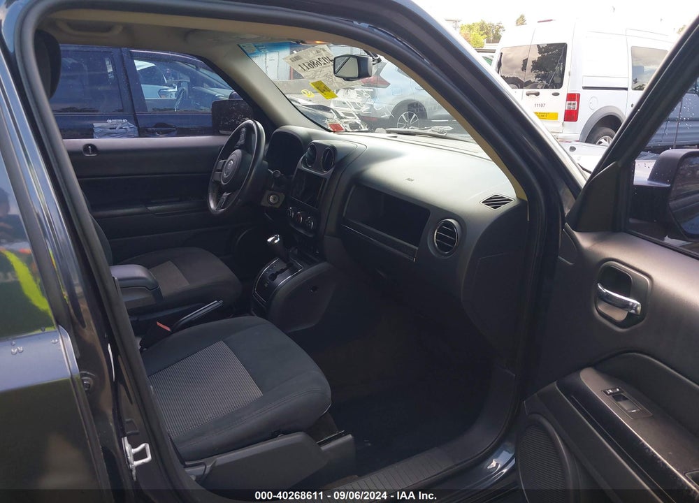 2014 JEEP PATRIOT LATITUDE VIN: 1C4NJRFB3ED821108