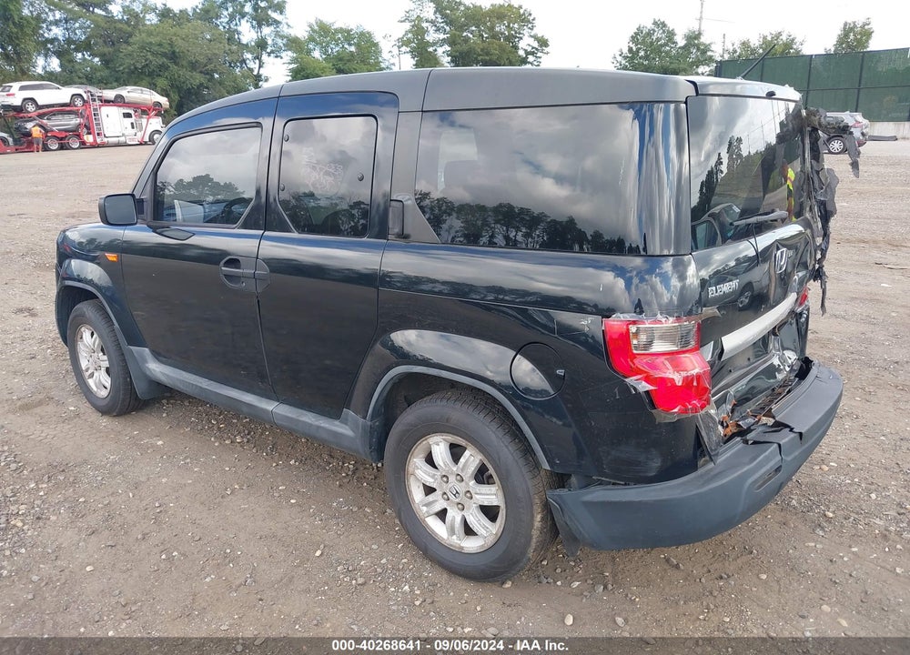 2011 HONDA ELEMENT LX VIN: 5J6YH1H38BL000033