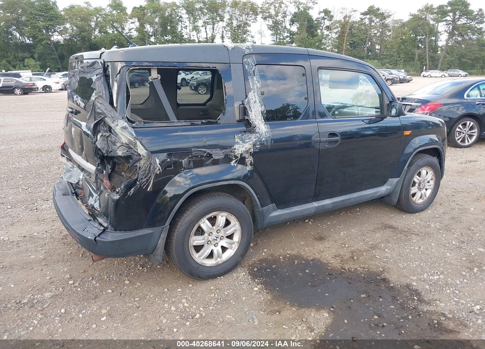 2011 HONDA ELEMENT LX VIN: 5J6YH1H38BL000033