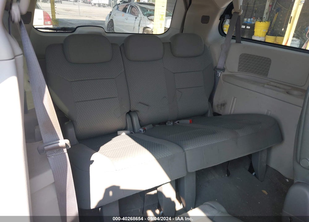 2010 CHRYSLER TOWN & COUNTRY TOURING VIN: 2A4RR5D15AR308702