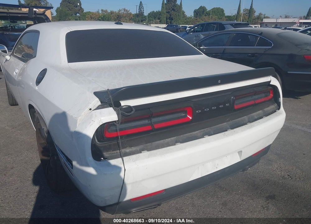 2018 DODGE CHALLENGER SXT VIN: 2C3CDZAG2JH280507