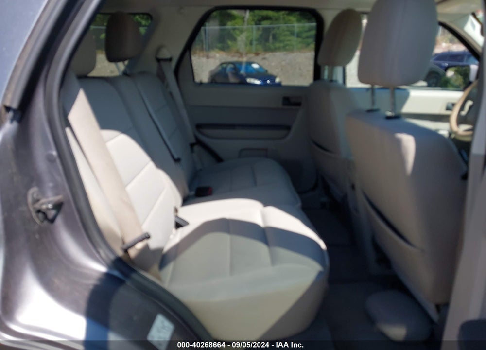 2010 FORD ESCAPE VIN: 1FMCU9DGXAKB91621