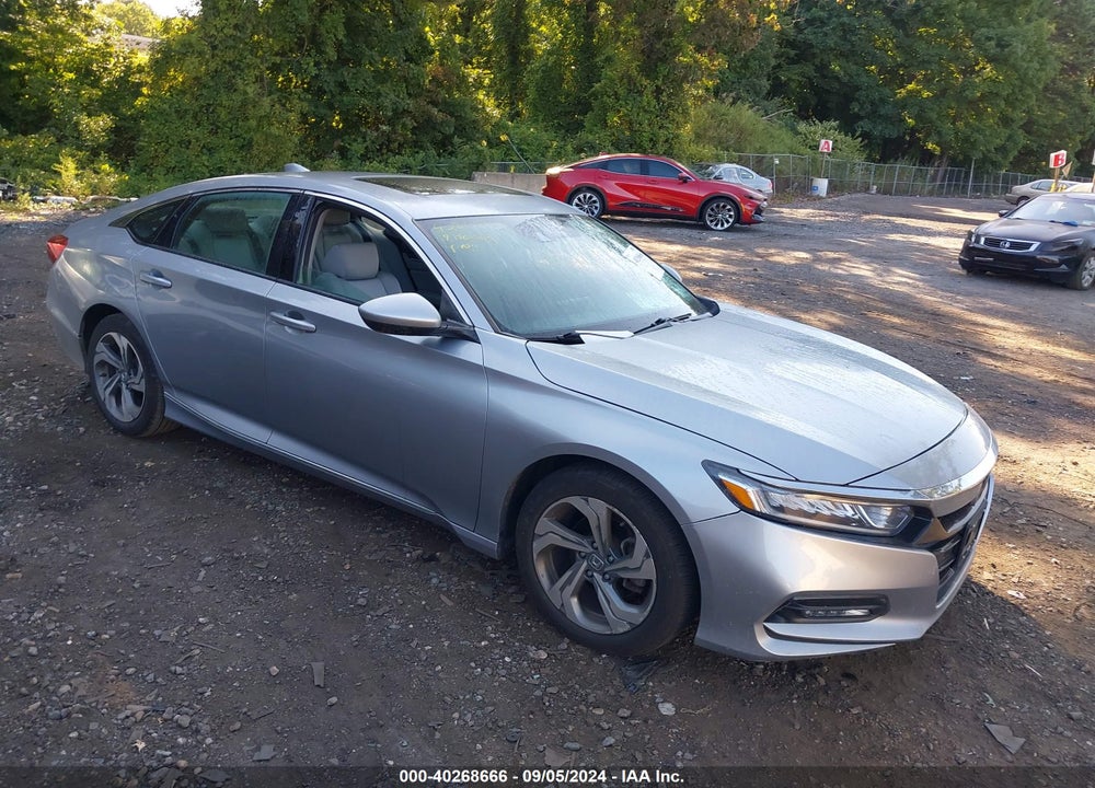 2018 HONDA ACCORD EX VIN: 1HGCV1F40JA075809