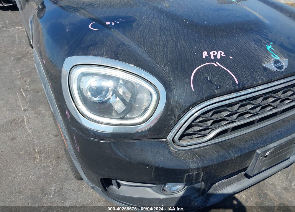 2018 MINI COUNTRYMAN COOPER S VIN: WMZYT3C32J3E00808