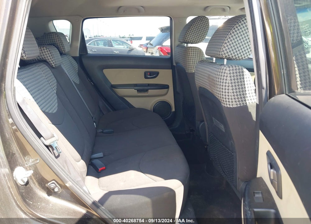 2010 KIA SOUL VIN: KNDJT2A26A7166426