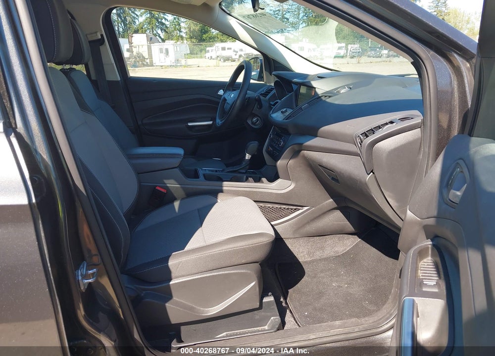 2017 FORD ESCAPE SE VIN: 1FMCU9GD9HUC80984