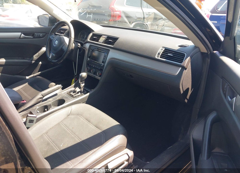 2015 VOLKSWAGEN PASSAT 1.8T LIMITED EDITION VIN: 1VWAT7A30FC112346