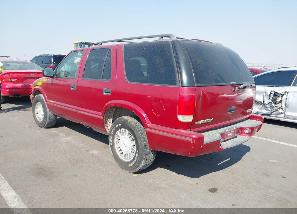 1998 GMC JIMMY SLS VIN: 1GKDT13W0W2513801
