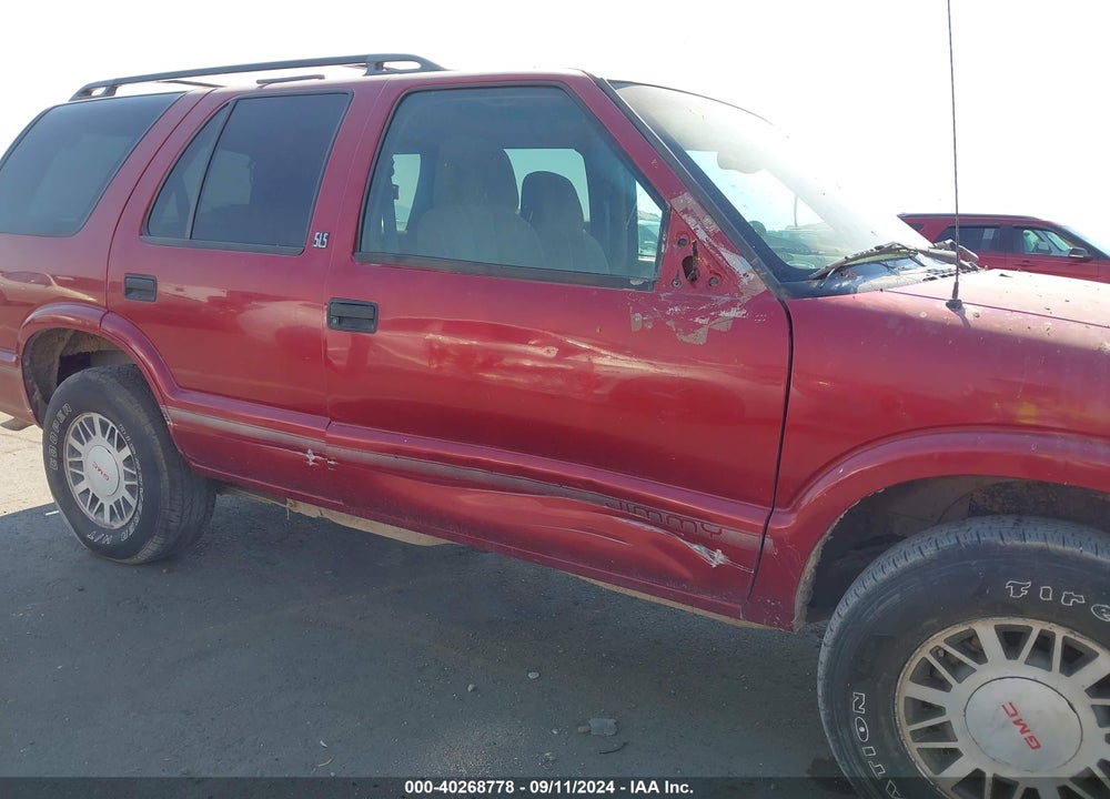 1998 GMC JIMMY SLS VIN: 1GKDT13W0W2513801