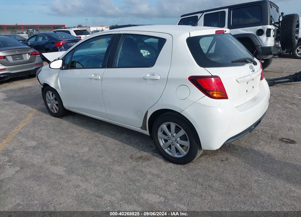 2015 TOYOTA YARIS LE VIN: VNKKTUD37FA052506