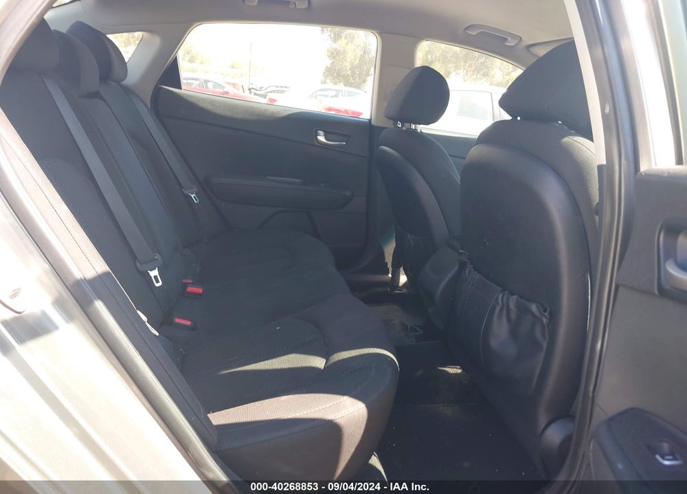 2016 KIA OPTIMA LX VIN: 5XXGT4L34GG102591