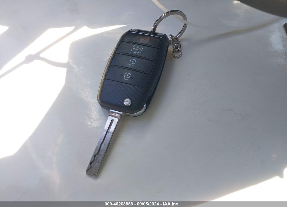2017 KIA SOUL VIN: KNDJP3A58H7878709