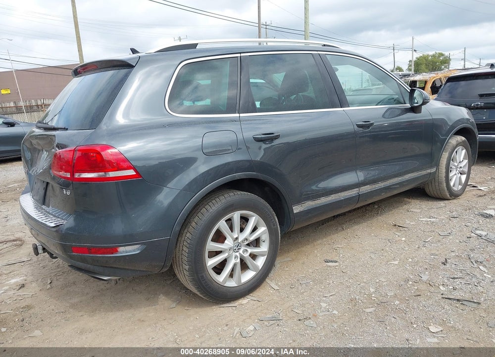 2013 VOLKSWAGEN TOUAREG VR6 SPORT VIN: WVGEF9BP5DD003392