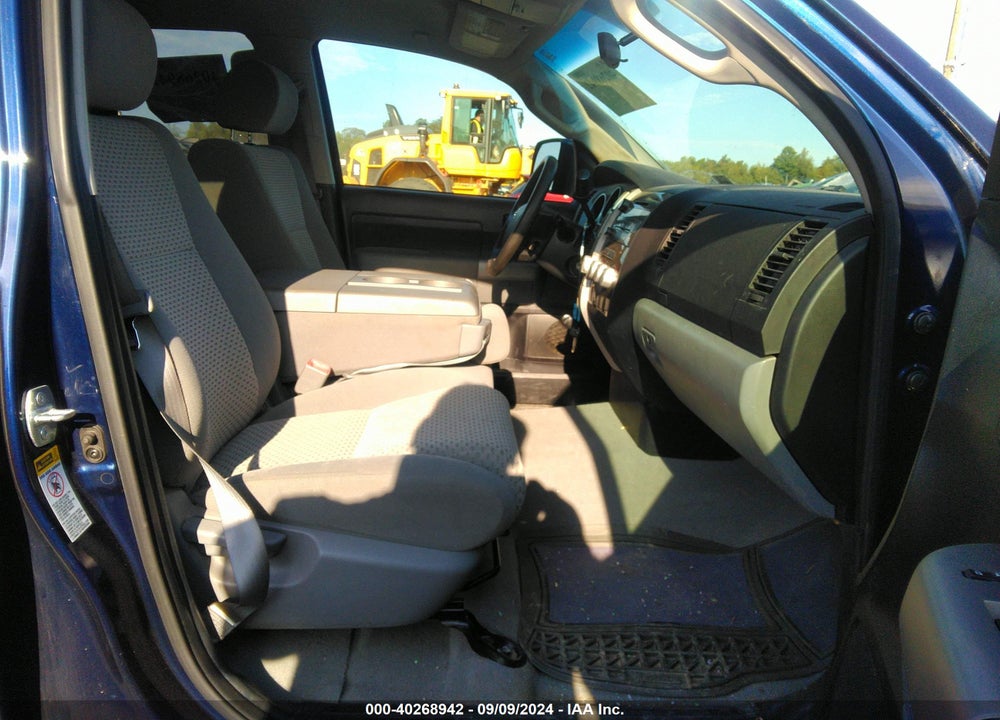 2007 TOYOTA TUNDRA SR5 4.7L V8 VIN: 5TBBT541X7S454675