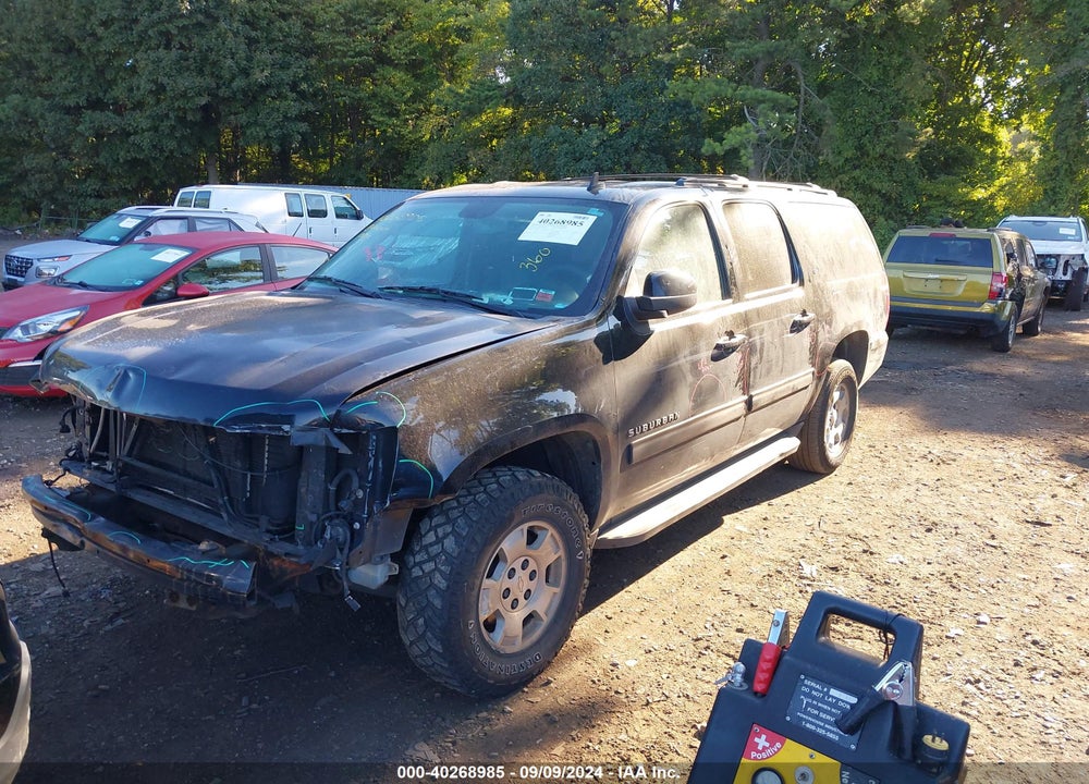 2013 CHEVROLET SUBURBAN 1500 LT VIN: 1GNSKJE72DR232669