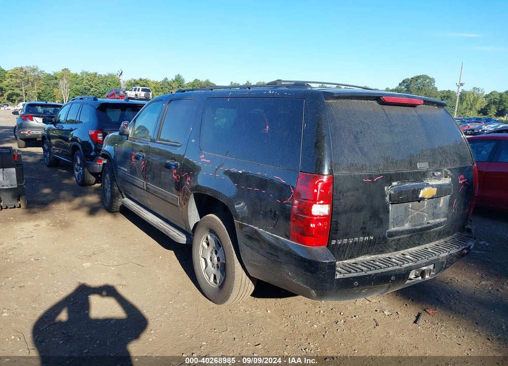 2013 CHEVROLET SUBURBAN 1500 LT VIN: 1GNSKJE72DR232669