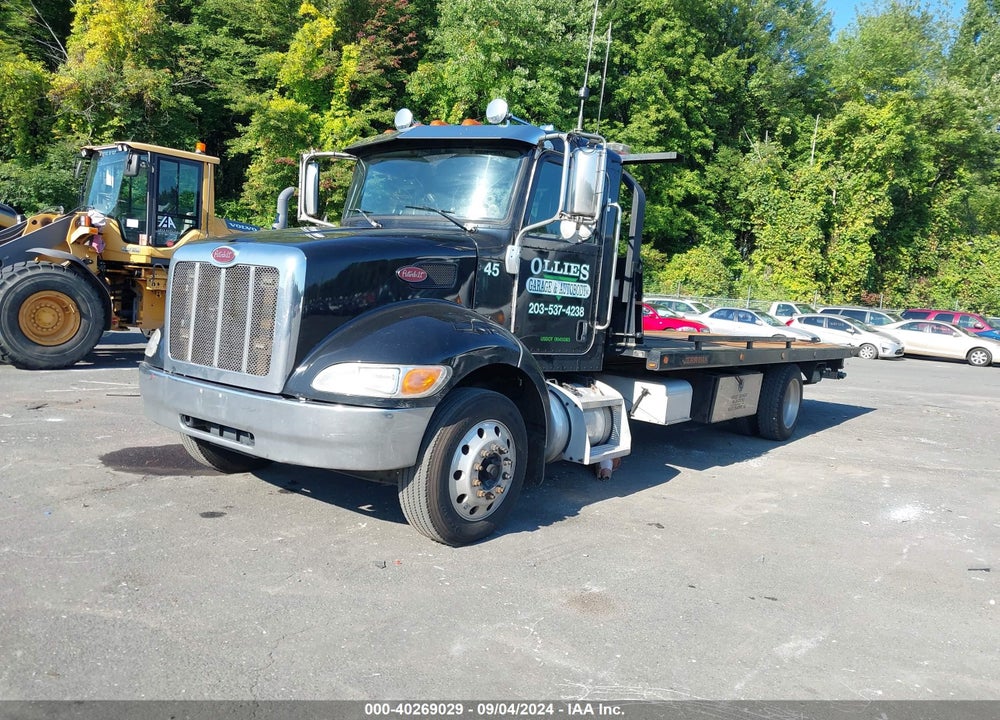 2017 PETERBILT 337 VIN: 2NP2HM6X1HM431855