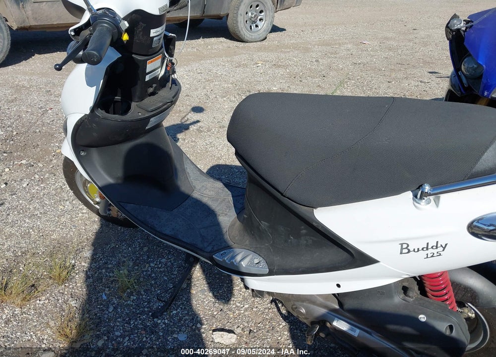 2017 GENUINE SCOOTER CO. BUDDY 125 VIN: RFVPAC202H1018294