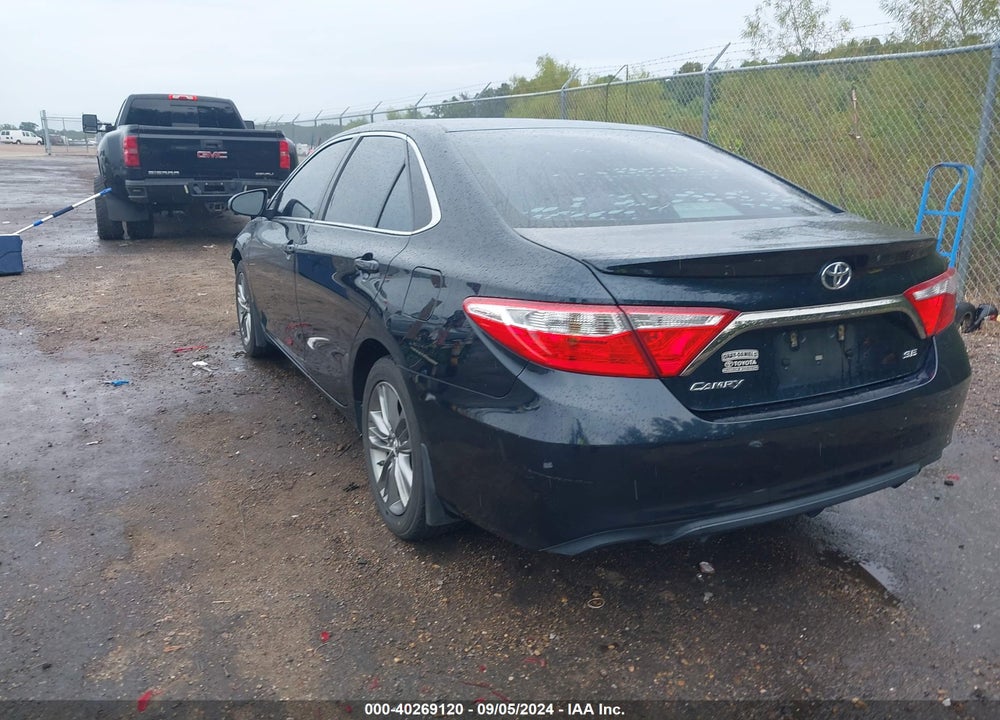 2015 TOYOTA CAMRY SE VIN: 4T1BF1FK5FU876307