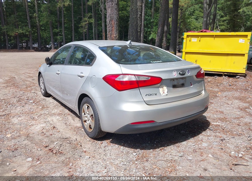 2016 KIA FORTE LX VIN: KNAFK4A66G5615080