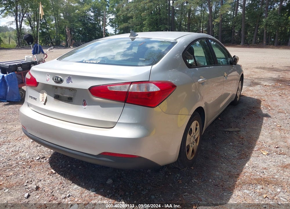 2016 KIA FORTE LX VIN: KNAFK4A66G5615080