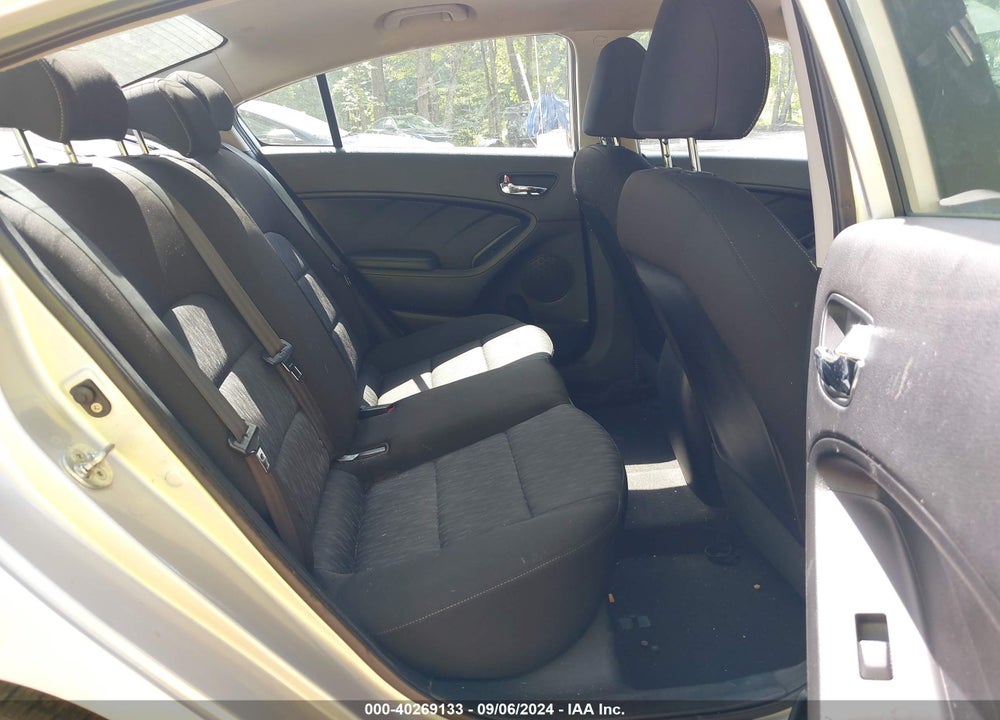 2016 KIA FORTE LX VIN: KNAFK4A66G5615080